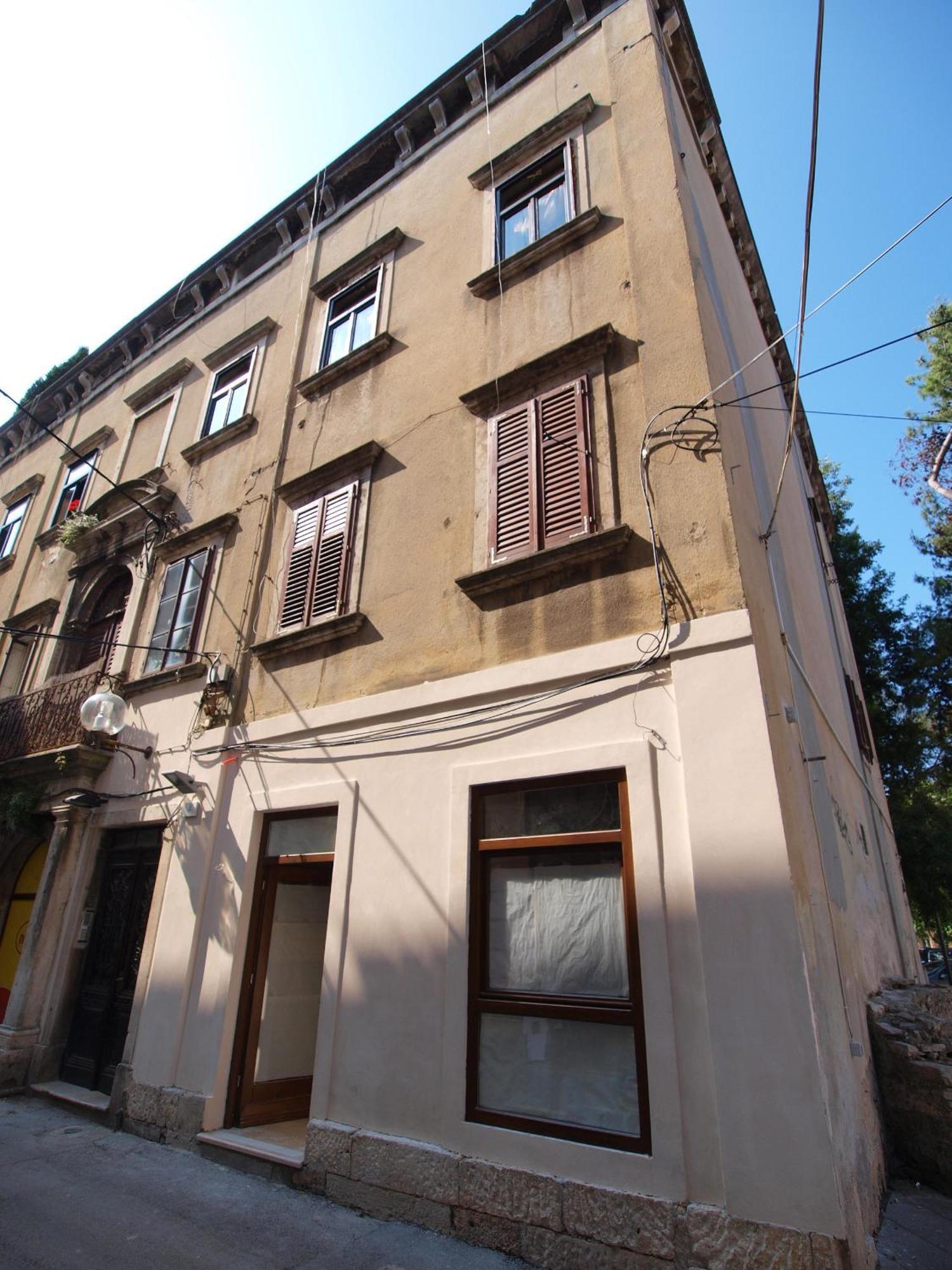 Ferienwohnung Studio On Main Pedestrian Street Pula Zimmer foto
